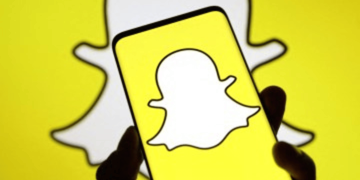 How To See Who Someone Is Talking To On Snapchat