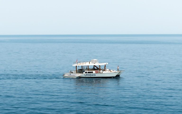 Gili Trawangan Luxury Catamaran: Set Sail in Style and Comfort